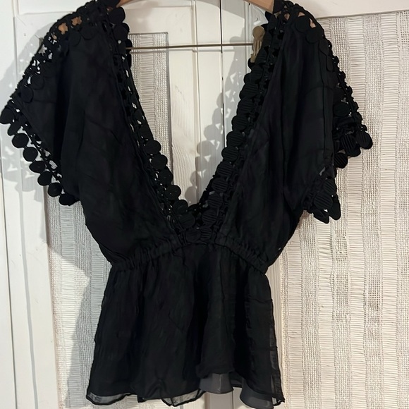 🔹Love Binetti vintage detailed black top size 2 - Picture 6 of 8